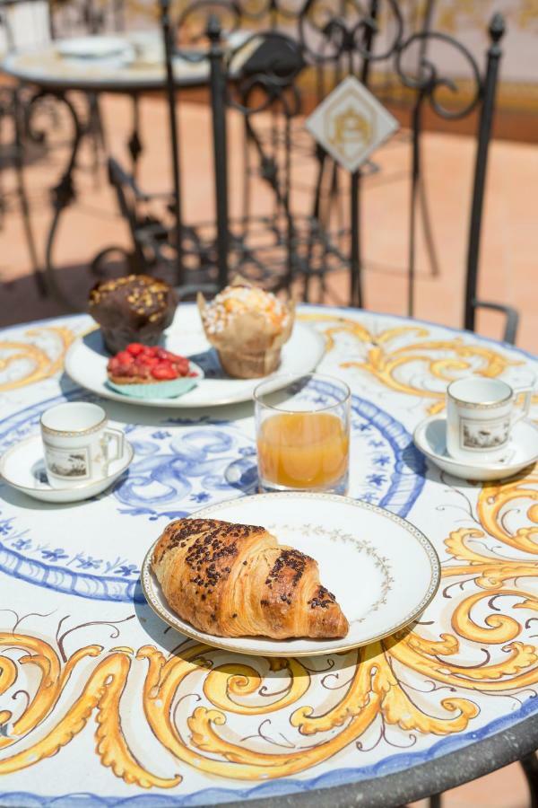 Palazzo Doria D'angri Couette-café